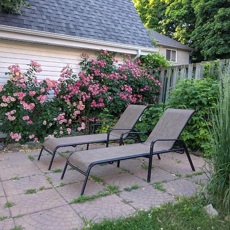 Garden 2 Storey House Ніагара-Фоллс Екстер'єр фото